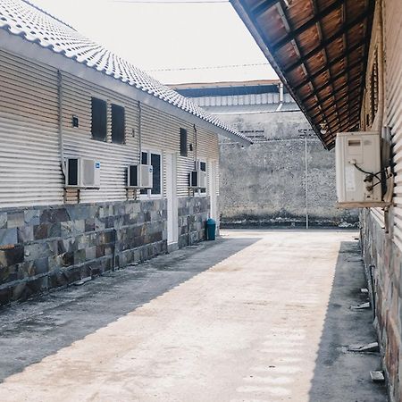 Reddoorz Near Sirkuit Sentul Ξενοδοχείο Μπογκόρ Εξωτερικό φωτογραφία