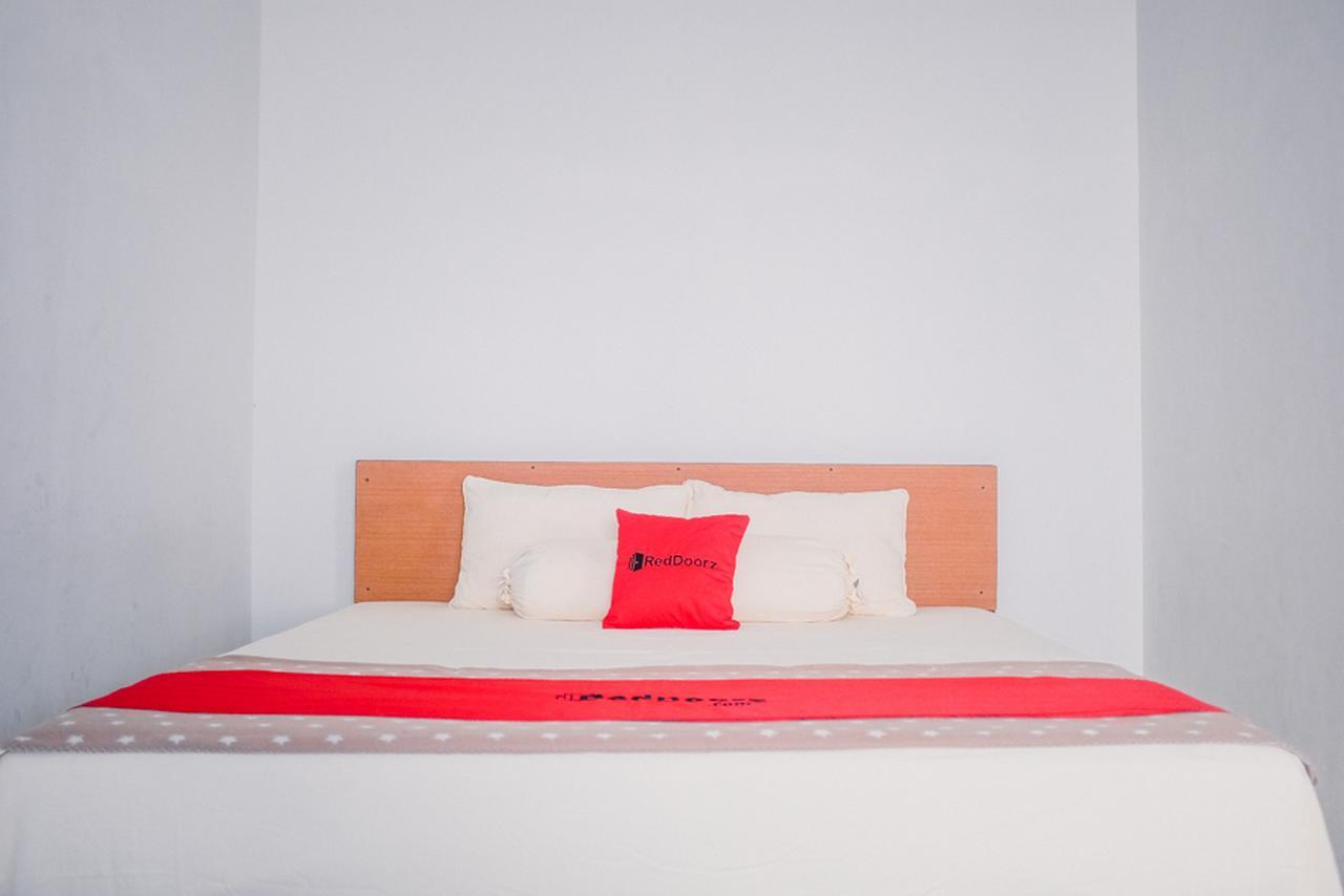 Reddoorz Near Sirkuit Sentul Ξενοδοχείο Μπογκόρ Εξωτερικό φωτογραφία